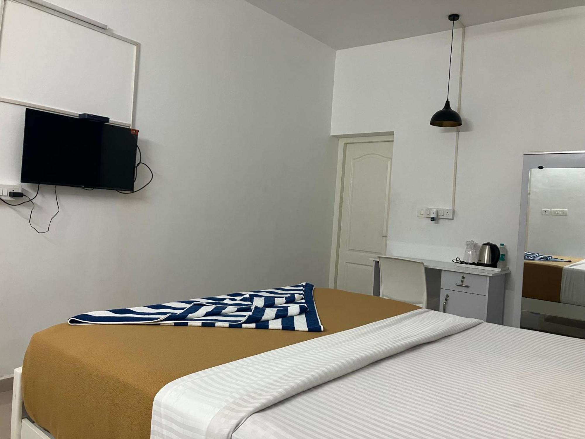 Madras Inn Nungambakam Inn